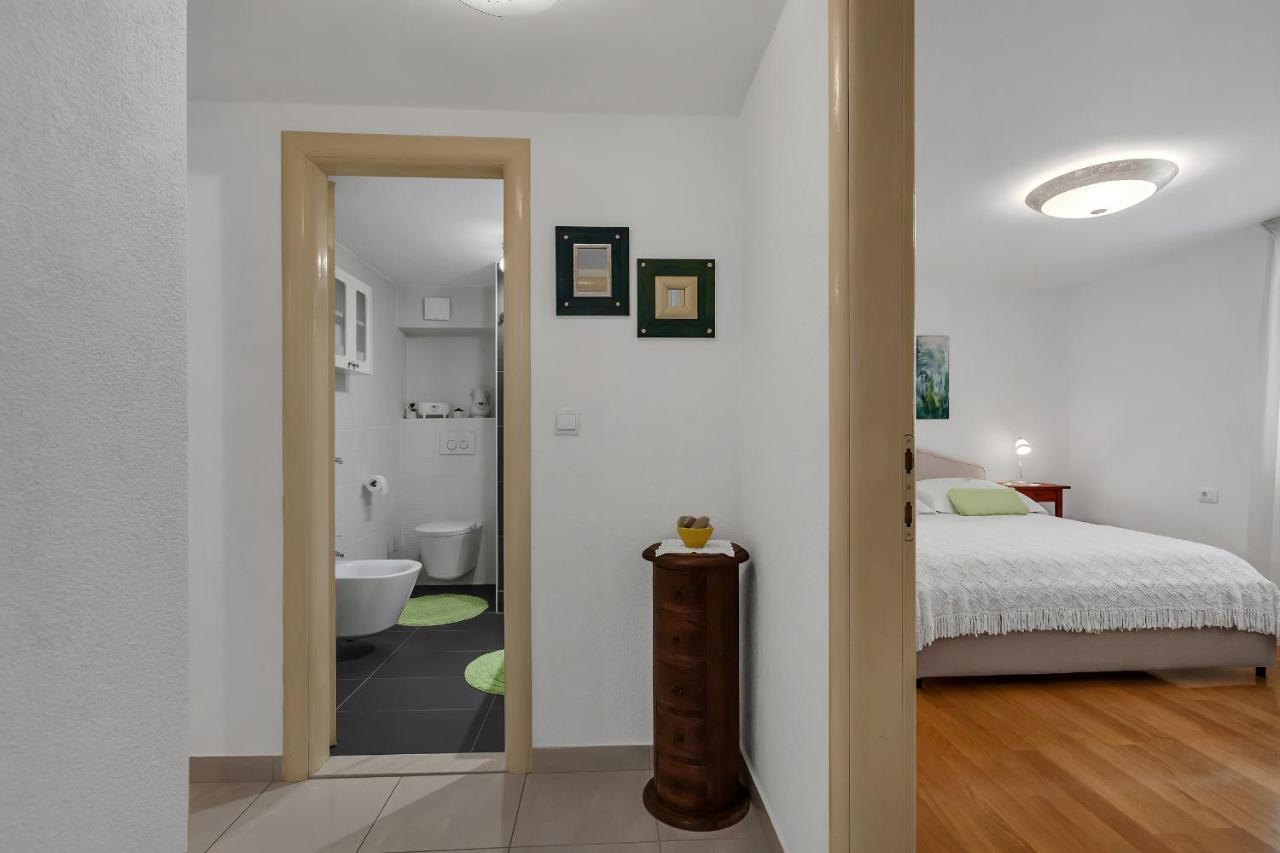 Apartment Dalmatia Oblutak Makarska