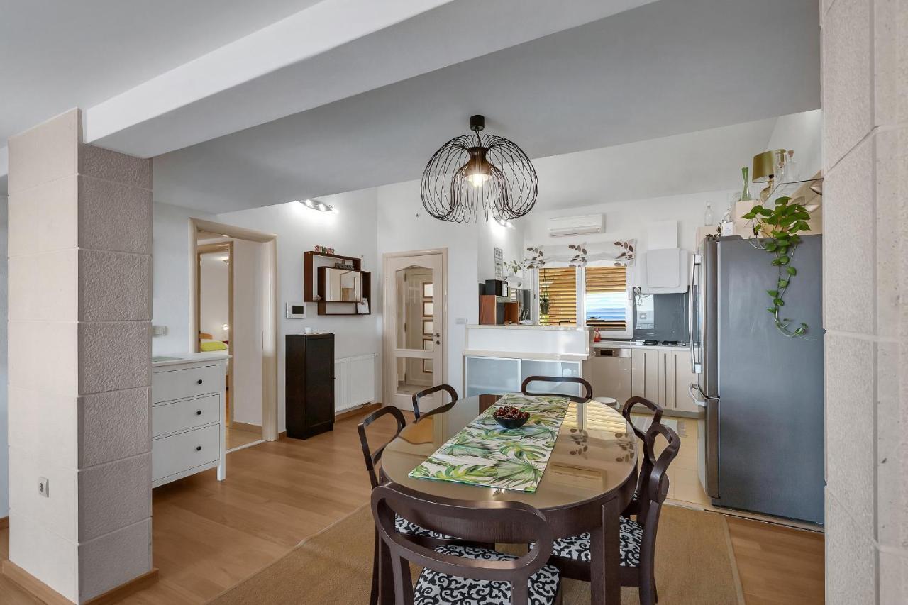 Apartment Dalmatia Oblutak Makarska